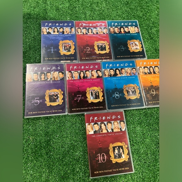📺 FRIENDS ON DVD - Picture 2 of 3